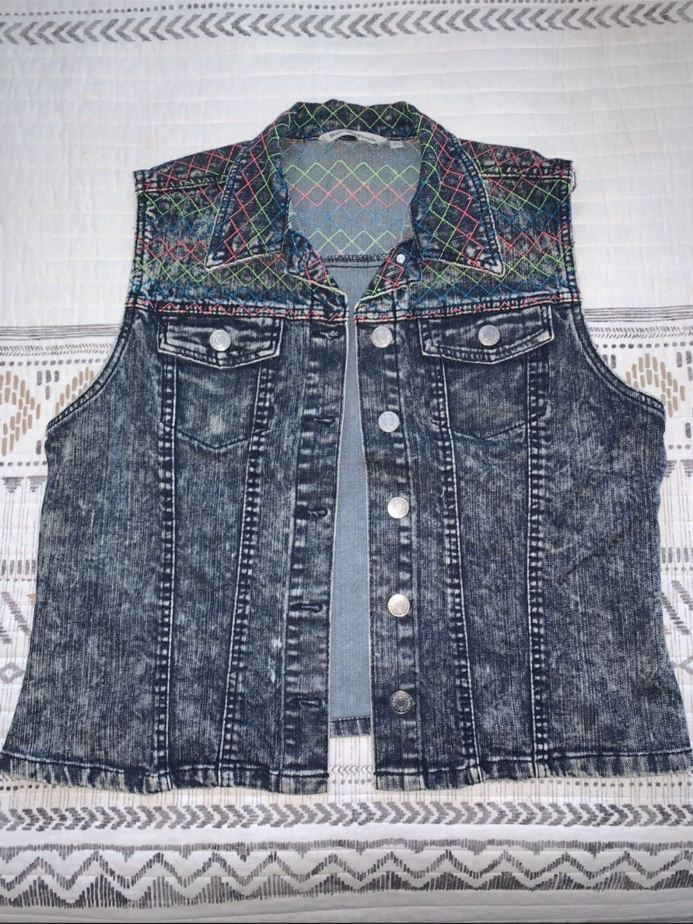 Acid Wash Denim Vest with Multicolor Quilted Collar